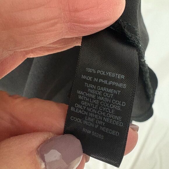 Express Basic Black Button Down Blouse - Picture 8 of 8